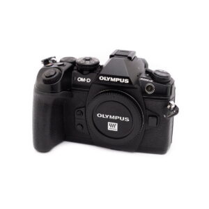 olympus_em1ii-1 Olympus OM-D E-M1 Mark II (SC 11500) - Käytetty