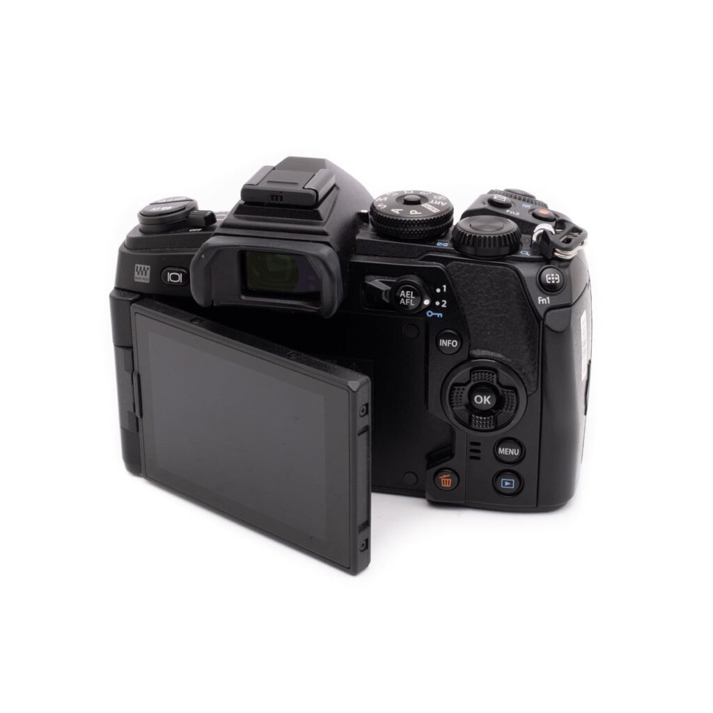 olympus_em1ii-4 Olympus OM-D E-M1 Mark II (SC 11500) - Käytetty