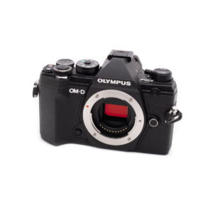 olympus_em5iii-2 Olympus OM-D E-M5 Mark III (SC 1400, Kunto K5, Takuu 6kk) - Käytetty