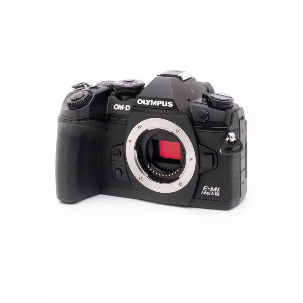 Olympus_E-M1_MarkIII-2 Olympus OM-D E-M1 Mark III (SC 5100) - Käytetty
