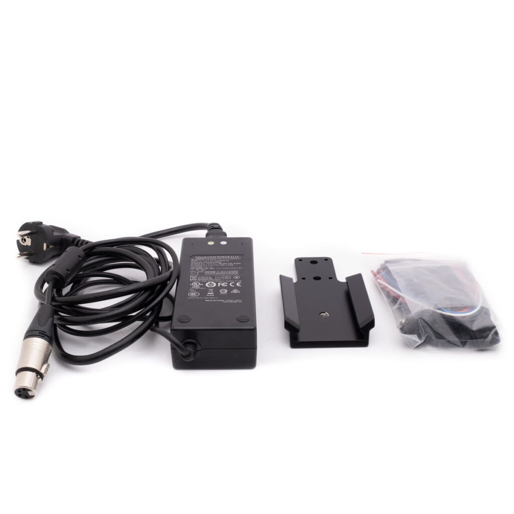 blackmagic_ursa-4 Blackmagic Ursa Mini 4.6K + Shoulder Kit (sis.ALV24%) - Käytetty