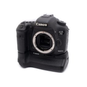 Canon EOS 7D Mark II + akkukahva (SC 109600) – Käytetty Canon käytetyt kamerat 3
