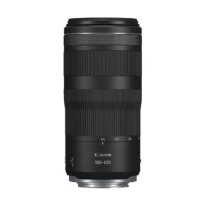 canon_rf_100-400mm_03 The Canon RF 100-400mm F5.6-8 IS USM telephoto zoom lens stands upright in black against a white background.
