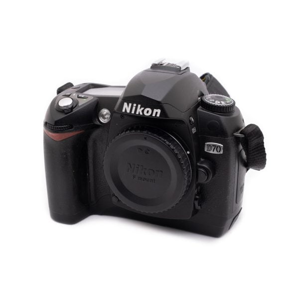 Nikon D70 + 18-70mm – Käytetty Myydyt tuotteet 3