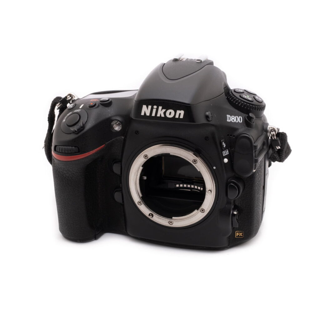 nikon_d800-2 Nikon D800 + akkukahva (SC 78400) - Käytetty