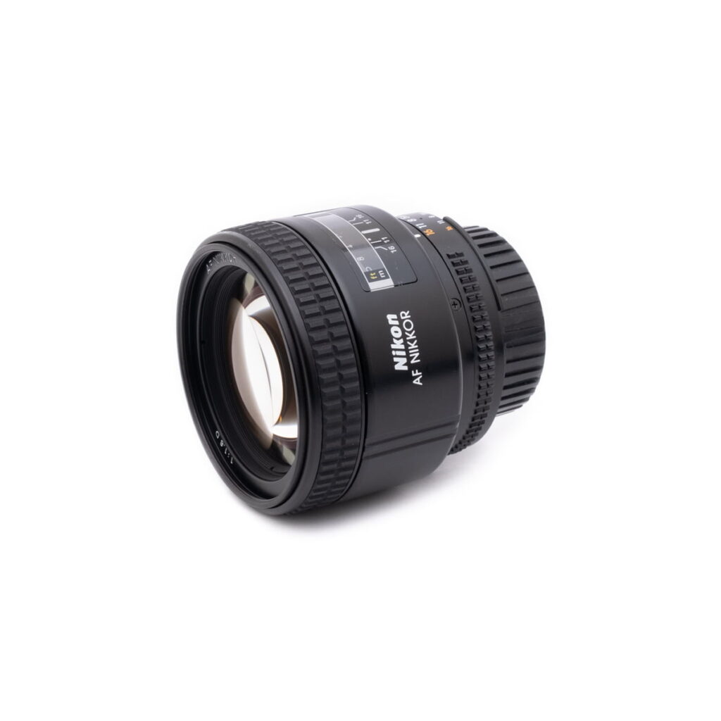 nikon_joku-2 Nikon AF Nikkor 85mm f/1.8 D - Käytetty