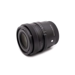 Sigma 35mm f/2 DG DN C Sony (Kunto K4.5) – Käytetty Käytetyt kamerat ja vaihtolaitteet 2