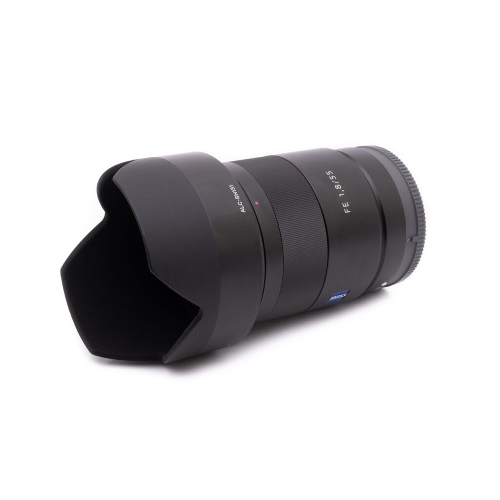 sony_55-1 Sony FE Sonnar T* 55mm f/1.8 ZA (sis.ALV24%) - Käytetty