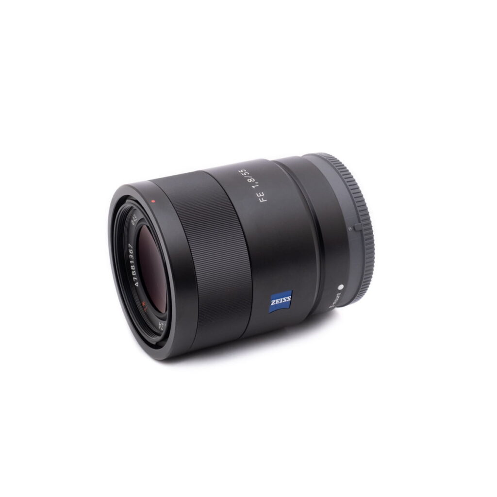sony_55-2 Sony FE Sonnar T* 55mm f/1.8 ZA (sis.ALV24%) - Käytetty