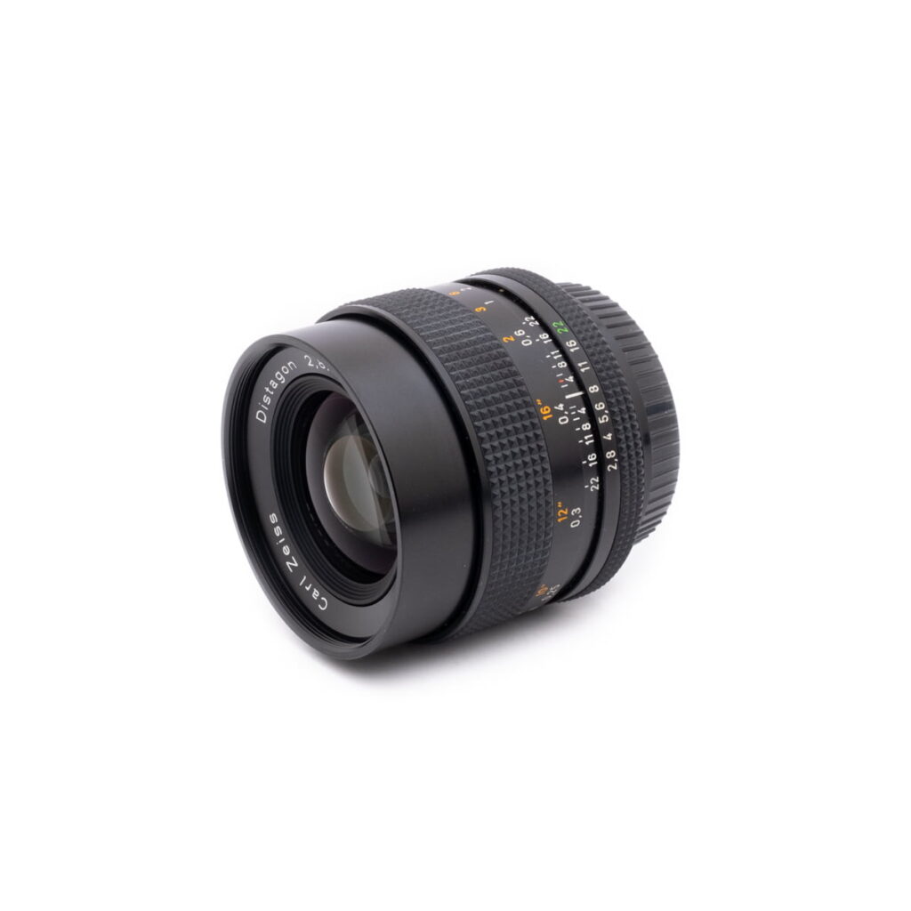 zeiss-2 Zeiss 28mm f/2.8 Distagon T* Contax - Käytetty