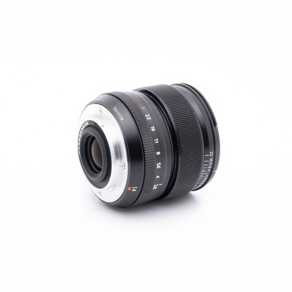 Fujifilm 14mm-3 Fujifilm Fujinon XF 14mm f/2.8 R (sis.ALV24%) - Käytetty
