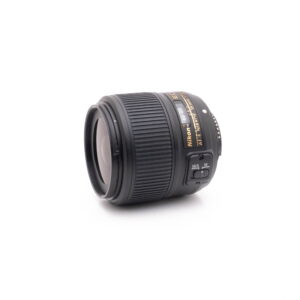 Nikkor 35 18-3 Nikon AF-S Nikkor 35mm f/1.8 G DX - Käytetty