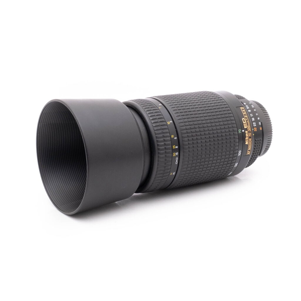 Nikkor_70-300mm-1 Nikon AF Nikkor 70-300mm f/4-5.6 D ED - Käytetty