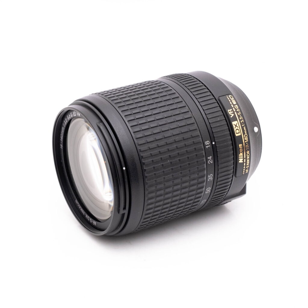 Nikkor_DX_18-140-2 Nikon AF-S Nikkor 18-140mm f/3.5-5.6 G DX VR - Käytetty
