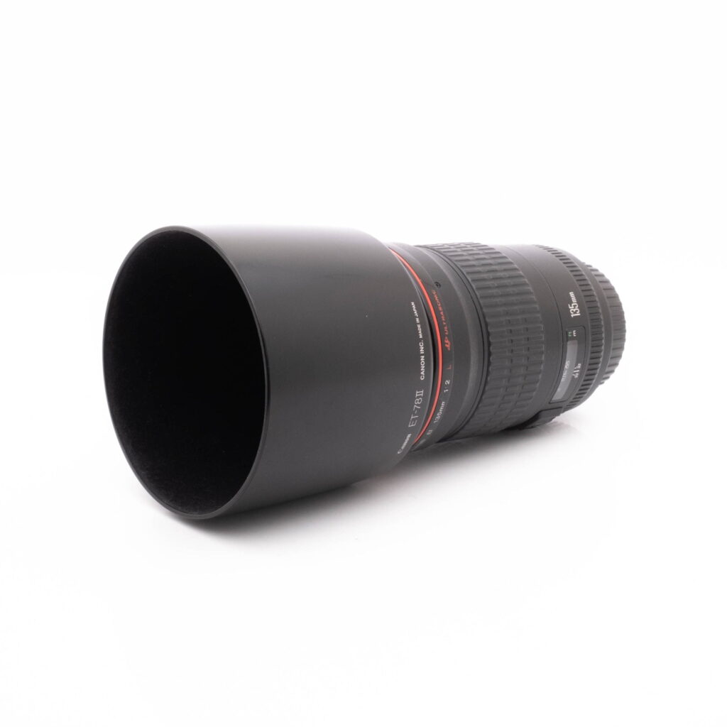 Canon 135mm f2-1 Canon EF 135mm f/2 L USM (sis.ALV24%) - Käytetty