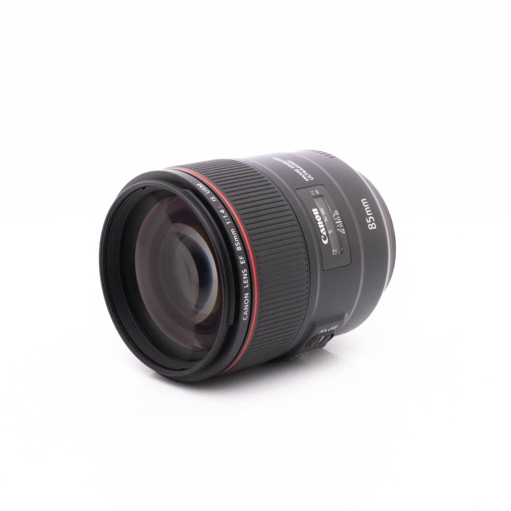 Canon EF 85mm f/1.4 L IS USM (takuu 6kk, sis.ALV24%) - Käytetty