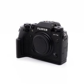 Fujifilm X-T4 (SC 1700) + akkukahva – Käytetty Fujifilm käytetyt kamerat