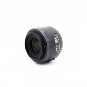 Nikkor 35mm f18 G-2 Nikon AF-S Nikkor 35mm f/1.8 G DX - Käytetty