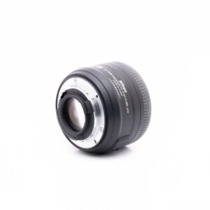 Nikkor 35mm f18 G-3 Nikon AF-S Nikkor 35mm f/1.8 G DX - Käytetty