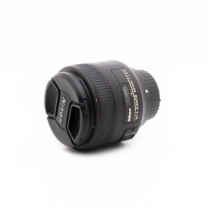 Nikon AF-S Nikkor 85mm f18-1 Nikon AF-S Nikkor 85mm f/1.8 G - Käytetty