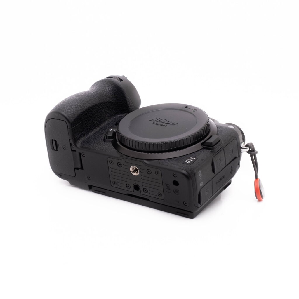 Nikon Z72-5 Nikon Z7 II (SC 3000, Takuu 12kk, sis.ALV24%) - Käytetty