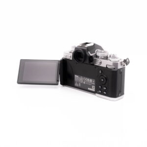 Nikon Zfc-3 Nikon Z fc (SC 450) - Käytetty