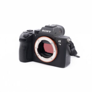 Sony A7 III-2-2 Sony A7 III (SC 8800) – Käytetty