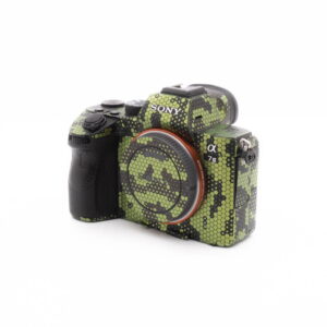 Sony a7III Snake-1 Sony A7 III (SC 33000) + Anti-Scratch Coat Wrap – Käytetty