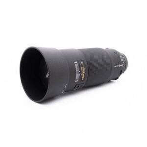 Nikkor 80-200mm f28 D-1 Nikon AF-D Nikkor 80-200mm f/2.8 ED - Käytetty