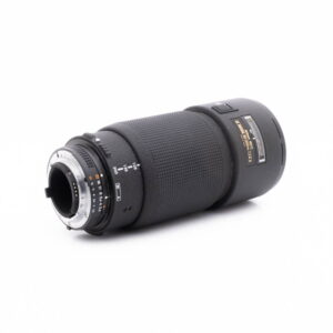 Nikkor 80-200mm f28 D-3 Nikon AF-D Nikkor 80-200mm f/2.8 ED - Käytetty