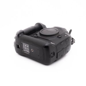 Canon 1DX MKII-5 Canon EOS 1DX Mark II (SC 138500) - Käytetty