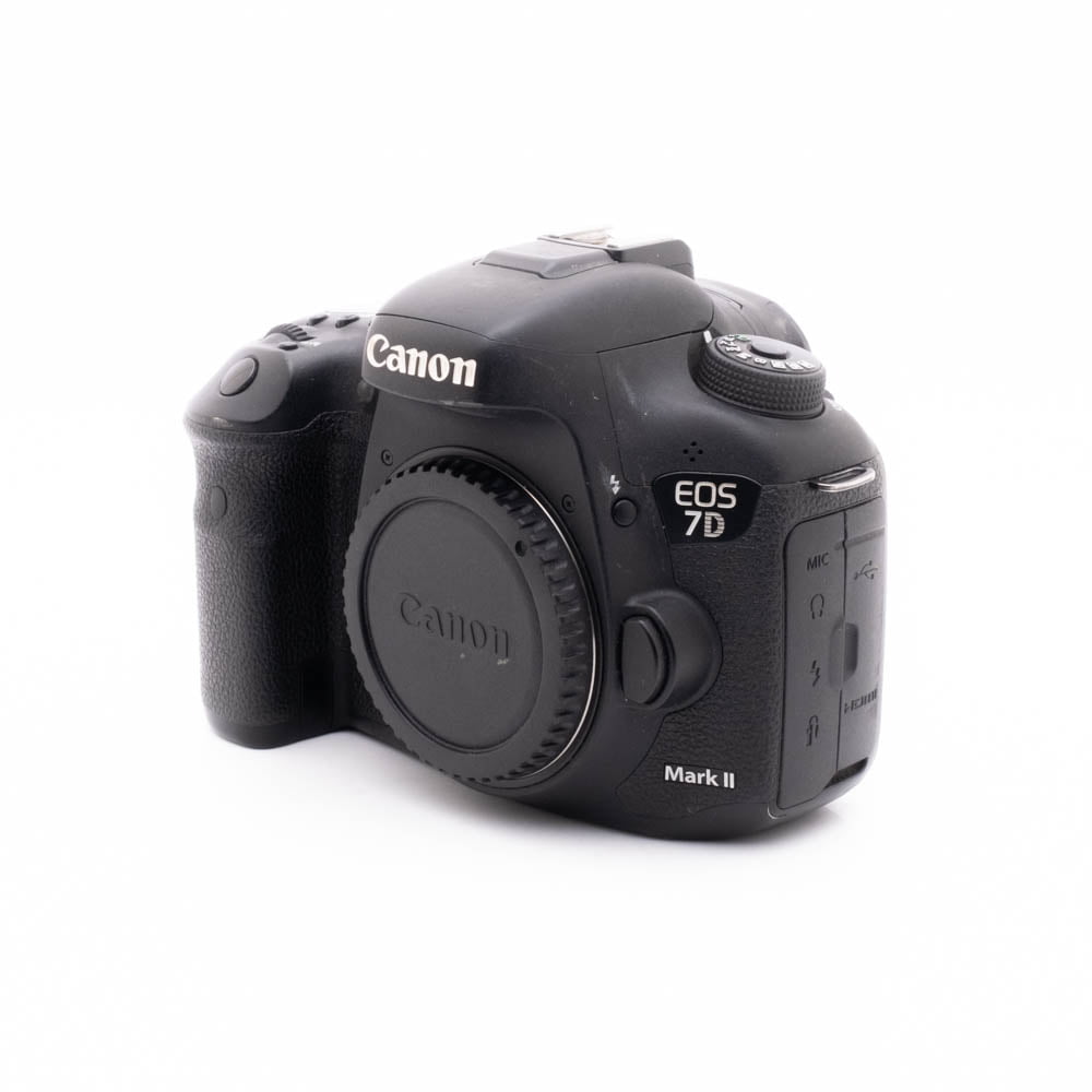 Canon 7D Mark II-1 Canon EOS 7D Mark II (SC 216000) - Käytetty