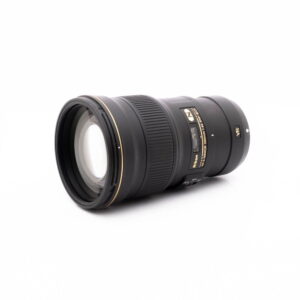Nikkor 300mm f4 E PF ED VR-2 Nikon AF-S Nikkor 300mm f/4 E PF ED VR - Käytetty