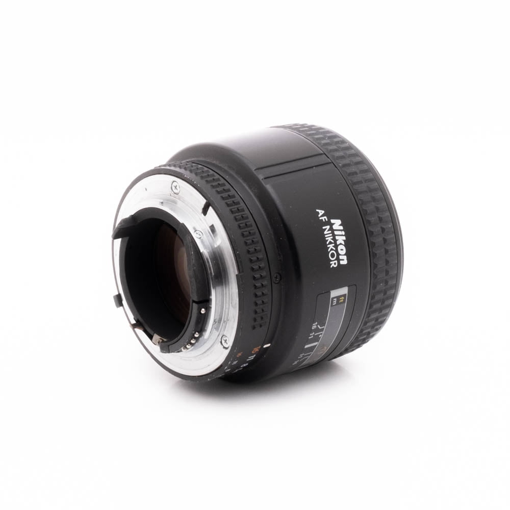 Nikon 85mm f18 D-3 Nikon AF Nikkor 85mm f/1.8 D - Käytetty