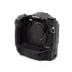 Olympus OM-D E-M1X-1 Olympus OM-D E-M1X (SC 11000) - Käytetty
