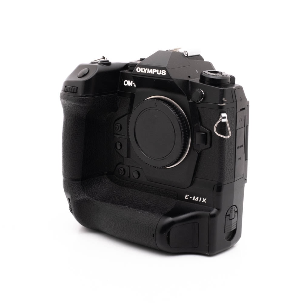 Olympus OM-D E-M1X-1 Olympus OM-D E-M1X (SC 11000) - Käytetty