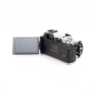 Olympus OM-D E-M5 II-3 Olympus OM-D E-M5 Mark II (SC 26500) - Käytetty