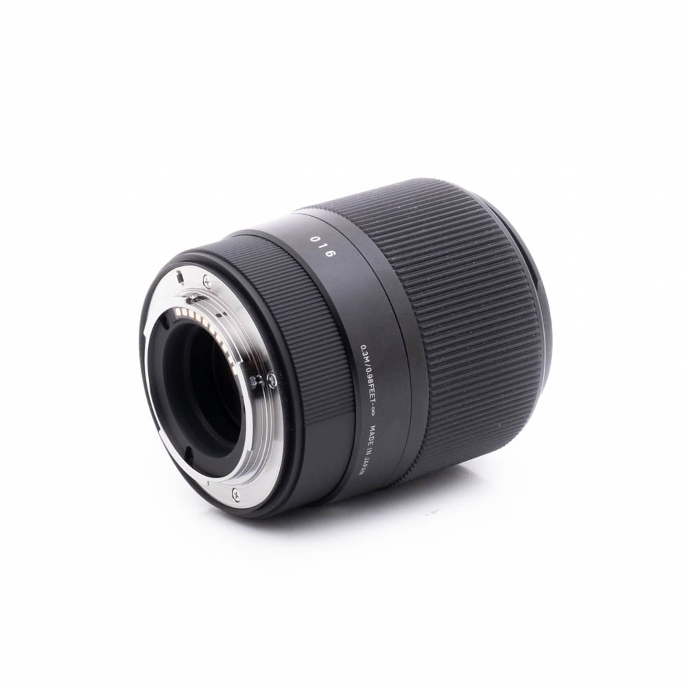 Sigma 30mm f14 DC DN Fuji-3 Sigma 30mm f/1.4 DC DN C Fujifilm - Käytetty