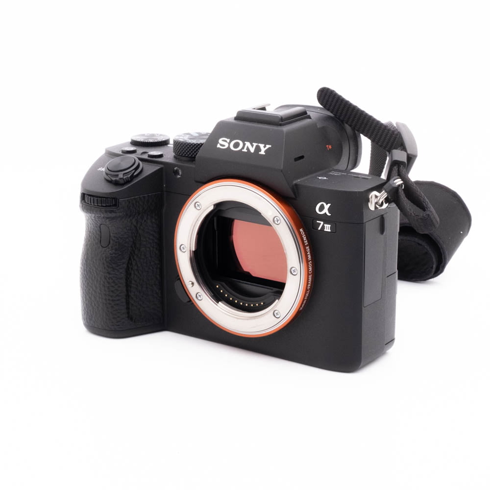 Sony A7 III-2-4 Sony A7 III (SC 5000, sis.ALV24%) – Käytetty