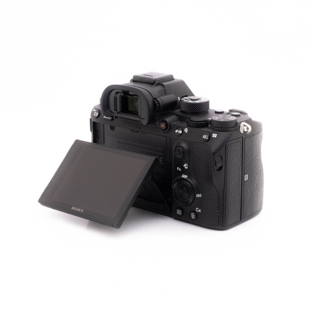 Sony A7R III-3 Sony A7R III (SC 10000, sis.ALV24%) – Käytetty