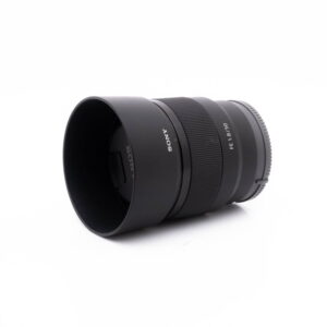 Sony FE 50mm f18-1 Sony FE 50mm f/1.8 - Käytetty