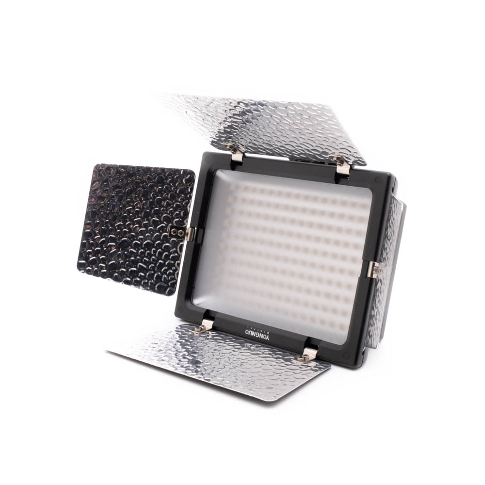 Yongnuo Videovalo-1 Yongnuo YN160 LED Videovalo - Käytetty