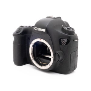 Canon 6D 0093-4 Canon EOS 6D (SC 100000, sis.ALV24%) - Käytetty
