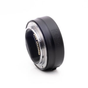 Canon EF-EOS R Adapter-1 Canon Mount Adapter EF - EOS R (sis.ALV24%) - Käytetty