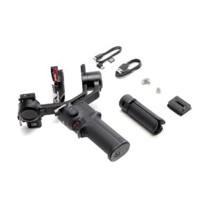 DJi_RS_3_Mini_007 The DJI RS 3 Mini gimbal with handle, detachable tripod, cables, quick release plate and mounting accessories is shown on a white background.