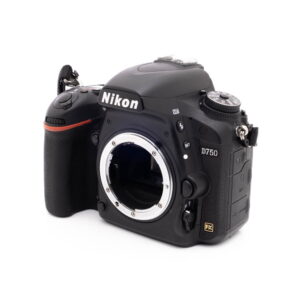 Nikon D750 (SC 29000) - Käytetty
