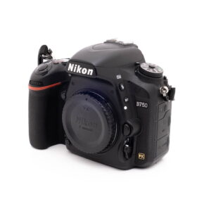 Nikon D750 (SC 29000) - Käytetty