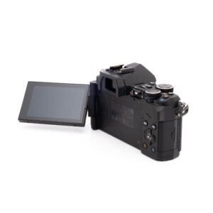 Olympus OM-D E-M5 II-3 Olympus OM-D E-M5 Mark II (SC 27000) - Käytetty