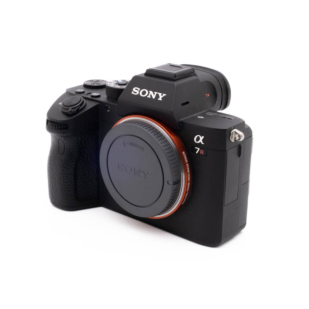 Sony A7R III-5 Sony A7R III (SC 3500) – Käytetty