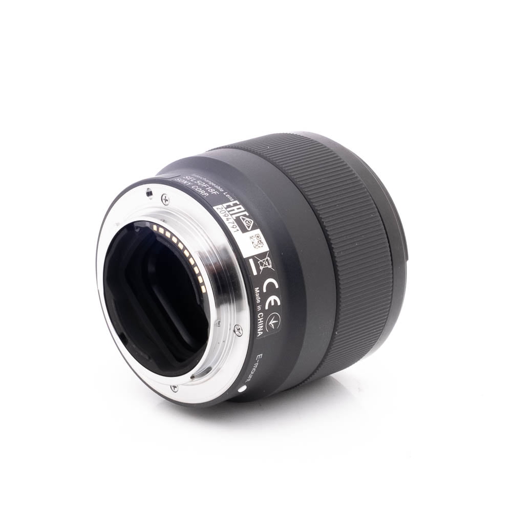 Sony FE 50mm f/1.8 - Käytetty